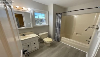 740 Michaels Road, Fremont, 43420, 5 Bedroom Bedrooms, ,4 BathroomBathrooms,Residential,For Sale,Michaels,20264119