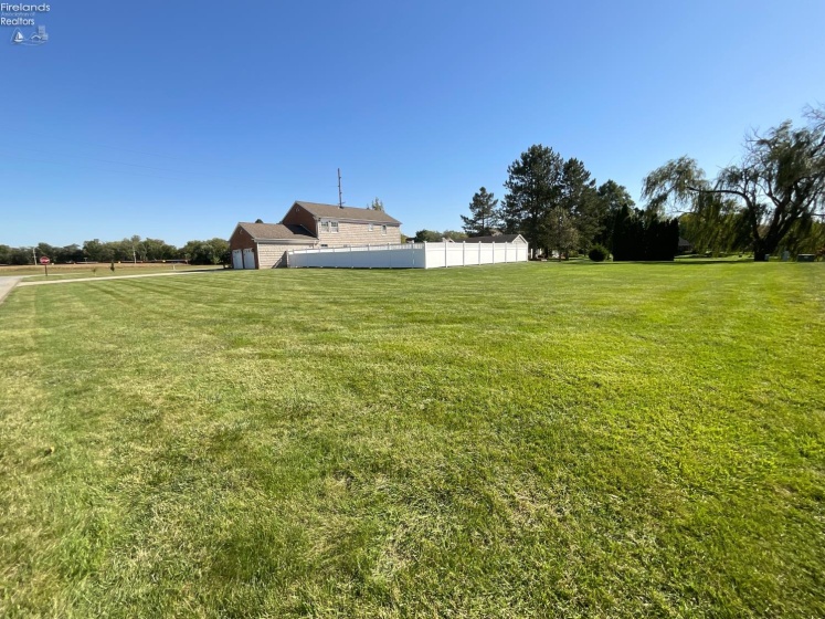 740 Michaels Road, Fremont, 43420, 5 Bedroom Bedrooms, ,4 BathroomBathrooms,Residential,For Sale,Michaels,20264119
