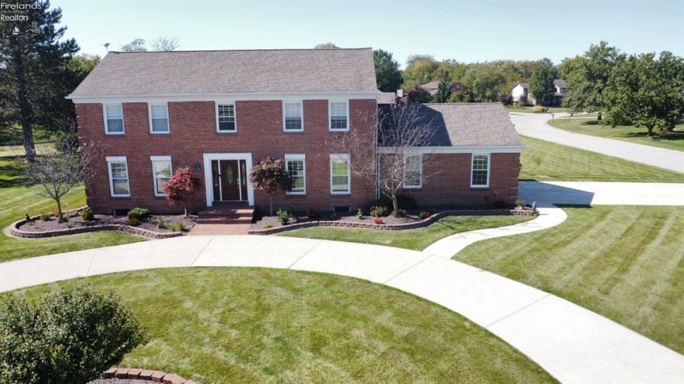 740 Michaels Road, Fremont, 43420, 5 Bedroom Bedrooms, ,4 BathroomBathrooms,Residential,For Sale,Michaels,20264119