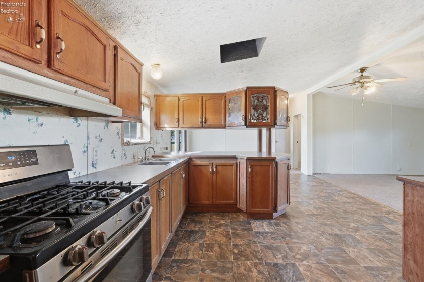 3083 County Road 185, Clyde, 43410, 3 Bedroom Bedrooms, ,2 BathroomBathrooms,Residential,For Sale,County Road 185,20264133