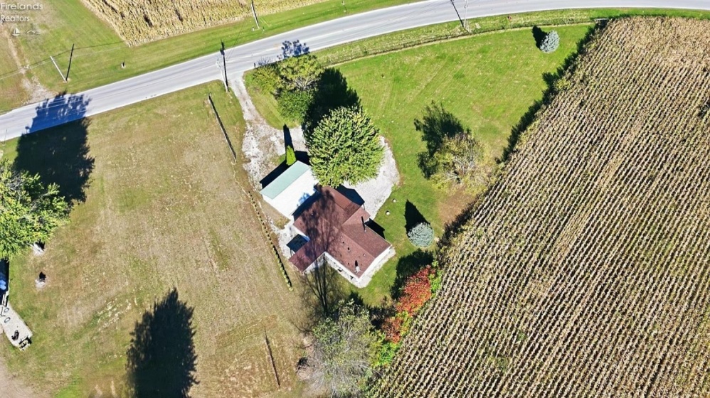 3083 County Road 185, Clyde, 43410, 3 Bedroom Bedrooms, ,2 BathroomBathrooms,Residential,For Sale,County Road 185,20264133
