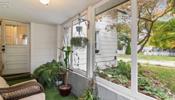 28 Woodlawn Avenue, Norwalk, 44857, 2 Bedroom Bedrooms, ,1 BathroomBathrooms,Residential,For Sale,Woodlawn,20264156