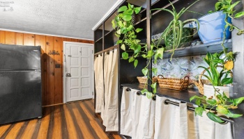 28 Woodlawn Avenue, Norwalk, 44857, 2 Bedroom Bedrooms, ,1 BathroomBathrooms,Residential,For Sale,Woodlawn,20264156