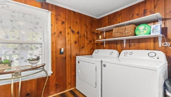 28 Woodlawn Avenue, Norwalk, 44857, 2 Bedroom Bedrooms, ,1 BathroomBathrooms,Residential,For Sale,Woodlawn,20264156