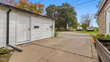 28 Woodlawn Avenue, Norwalk, 44857, 2 Bedroom Bedrooms, ,1 BathroomBathrooms,Residential,For Sale,Woodlawn,20264156