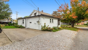 28 Woodlawn Avenue, Norwalk, 44857, 2 Bedroom Bedrooms, ,1 BathroomBathrooms,Residential,For Sale,Woodlawn,20264156