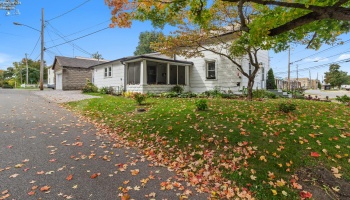 28 Woodlawn Avenue, Norwalk, 44857, 2 Bedroom Bedrooms, ,1 BathroomBathrooms,Residential,For Sale,Woodlawn,20264156