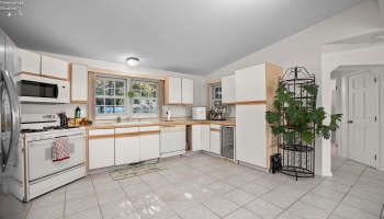5007 Cleveland Road, Huron, 44839, 4 Bedroom Bedrooms, ,4 BathroomBathrooms,Residential,For Sale,Cleveland,20263946