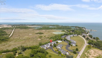 10871 Bay Point Drive, Marblehead, 43440, 3 Bedroom Bedrooms, ,3 BathroomBathrooms,Residential,For Sale,Bay Point,20264089