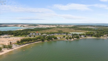 10871 Bay Point Drive, Marblehead, 43440, 3 Bedroom Bedrooms, ,3 BathroomBathrooms,Residential,For Sale,Bay Point,20264089