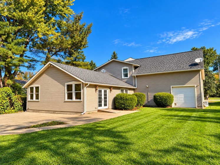 86 Corwin Street, Norwalk, 44857, 3 Bedroom Bedrooms, ,3 BathroomBathrooms,Residential,For Sale,Corwin,20264054