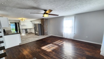 428 Pearl Street, Sandusky, 44870, 3 Bedroom Bedrooms, ,2 BathroomBathrooms,Residential,For Sale,Pearl,20264160