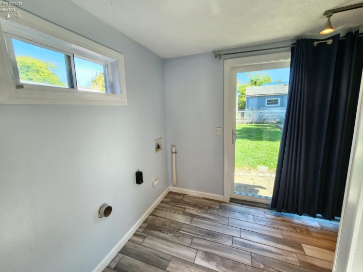 428 Pearl Street, Sandusky, 44870, 3 Bedroom Bedrooms, ,2 BathroomBathrooms,Residential,For Sale,Pearl,20264160