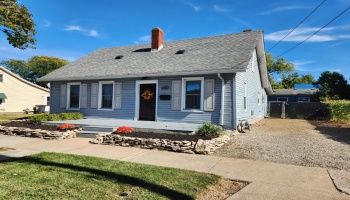 428 Pearl Street, Sandusky, 44870, 3 Bedroom Bedrooms, ,2 BathroomBathrooms,Residential,For Sale,Pearl,20264160
