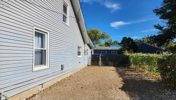 428 Pearl Street, Sandusky, 44870, 3 Bedroom Bedrooms, ,2 BathroomBathrooms,Residential,For Sale,Pearl,20264160