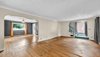2219 Portsmouth Ave, Toledo, 43616, 3 Bedroom Bedrooms, ,1 BathroomBathrooms,Residential,For Sale,Portsmouth Ave,20264184 2219 Portsmouth Ave, Toledo, 43616, 3 Bedroom Bedrooms, ,1 BathroomBathrooms,Residential,For Sale,Portsmouth Ave,20264184