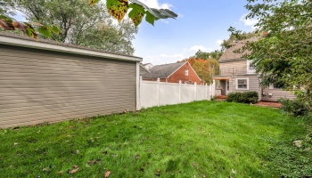 2219 Portsmouth Ave, Toledo, 43616, 3 Bedroom Bedrooms, ,1 BathroomBathrooms,Residential,For Sale,Portsmouth Ave,20264184 2219 Portsmouth Ave, Toledo, 43616, 3 Bedroom Bedrooms, ,1 BathroomBathrooms,Residential,For Sale,Portsmouth Ave,20264184