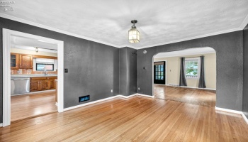 2219 Portsmouth Ave, Toledo, 43616, 3 Bedroom Bedrooms, ,1 BathroomBathrooms,Residential,For Sale,Portsmouth Ave,20264184 2219 Portsmouth Ave, Toledo, 43616, 3 Bedroom Bedrooms, ,1 BathroomBathrooms,Residential,For Sale,Portsmouth Ave,20264184