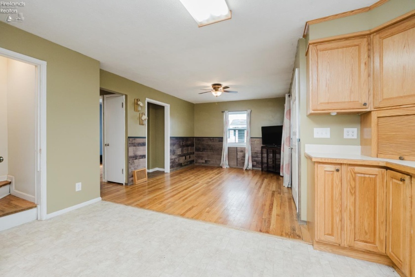 320 Goodrich Road, Bellevue, 44811, 3 Bedroom Bedrooms, ,1 BathroomBathrooms,Residential,For Sale,Goodrich,20264188