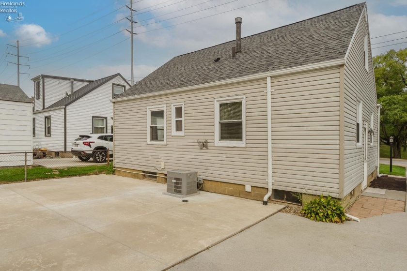 320 Goodrich Road, Bellevue, 44811, 3 Bedroom Bedrooms, ,1 BathroomBathrooms,Residential,For Sale,Goodrich,20264188