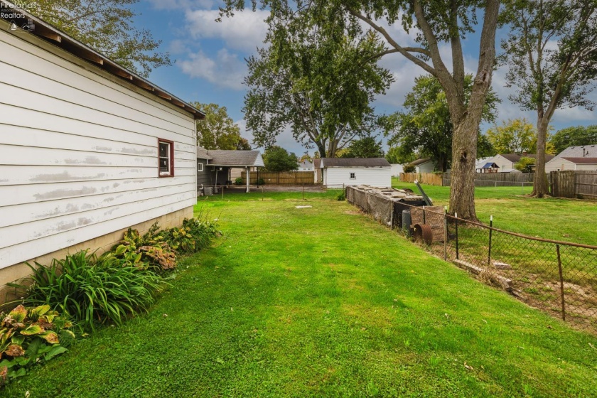 320 Goodrich Road, Bellevue, 44811, 3 Bedroom Bedrooms, ,1 BathroomBathrooms,Residential,For Sale,Goodrich,20264188