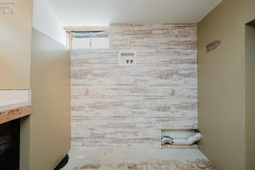 320 Goodrich Road, Bellevue, 44811, 3 Bedroom Bedrooms, ,1 BathroomBathrooms,Residential,For Sale,Goodrich,20264188