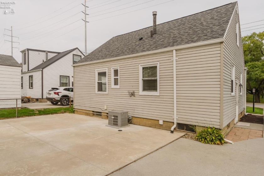 320 Goodrich Road, Bellevue, 44811, 3 Bedroom Bedrooms, ,1 BathroomBathrooms,Residential,For Sale,Goodrich,20264188