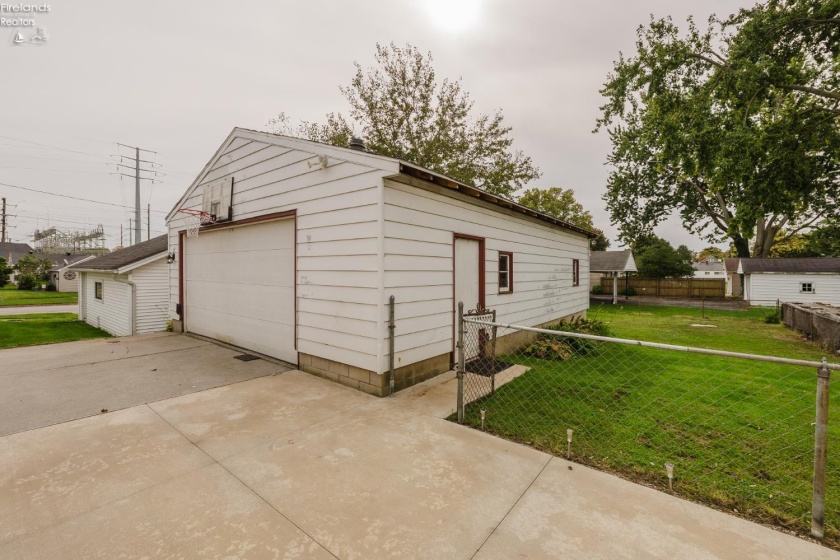 320 Goodrich Road, Bellevue, 44811, 3 Bedroom Bedrooms, ,1 BathroomBathrooms,Residential,For Sale,Goodrich,20264188