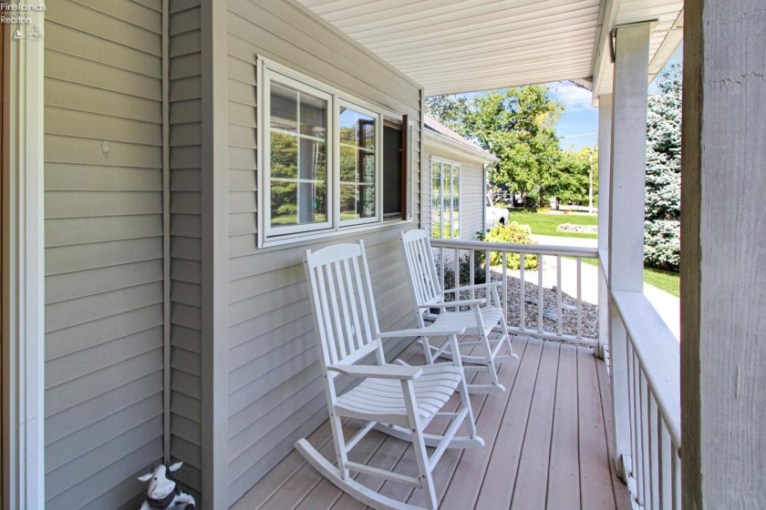 627 Catawba Road, Port Clinton, 43452, 3 Bedroom Bedrooms, ,2 BathroomBathrooms,Residential,For Sale,Catawba,20264027