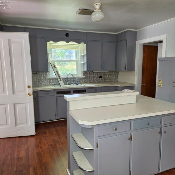 16504 County Road 62, Bellevue, 44811, 4 Bedroom Bedrooms, ,1 BathroomBathrooms,Residential,For Sale,County Road 62,20264148