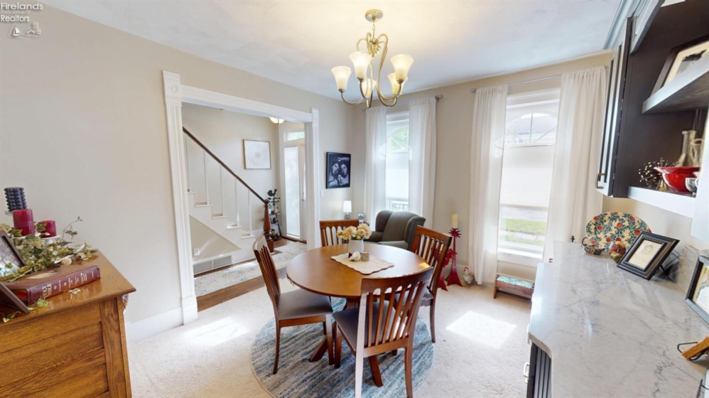 423 Clinton Street, Elmore, 43416, 2 Bedroom Bedrooms, ,2 BathroomBathrooms,Residential,For Sale,Clinton,20264145
