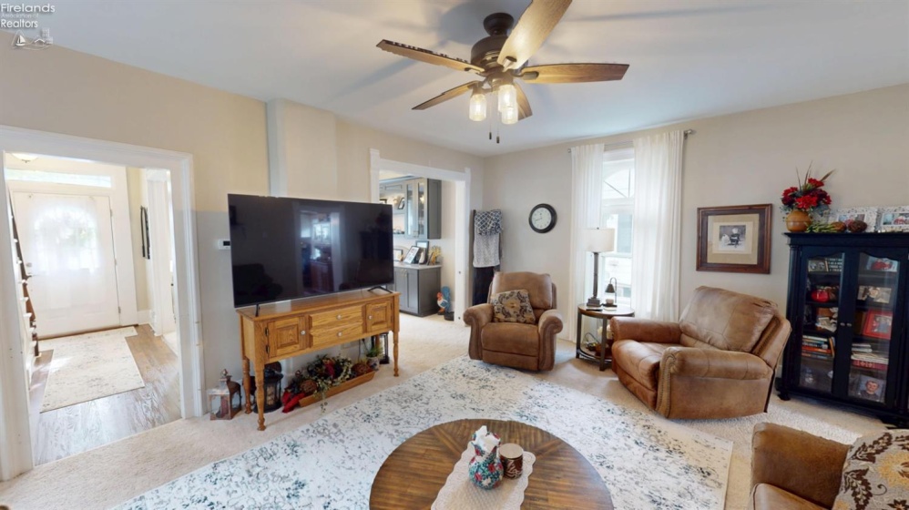 423 Clinton Street, Elmore, 43416, 2 Bedroom Bedrooms, ,2 BathroomBathrooms,Residential,For Sale,Clinton,20264145