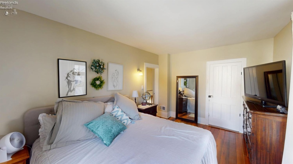423 Clinton Street, Elmore, 43416, 2 Bedroom Bedrooms, ,2 BathroomBathrooms,Residential,For Sale,Clinton,20264145