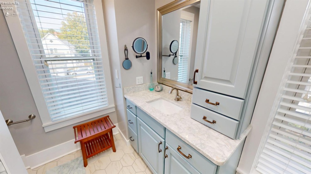 423 Clinton Street, Elmore, 43416, 2 Bedroom Bedrooms, ,2 BathroomBathrooms,Residential,For Sale,Clinton,20264145