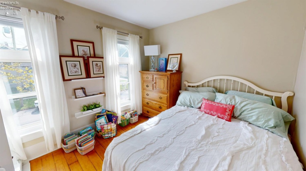 423 Clinton Street, Elmore, 43416, 2 Bedroom Bedrooms, ,2 BathroomBathrooms,Residential,For Sale,Clinton,20264145