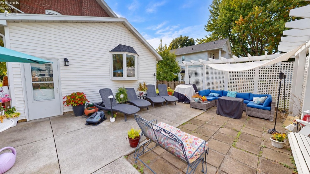 423 Clinton Street, Elmore, 43416, 2 Bedroom Bedrooms, ,2 BathroomBathrooms,Residential,For Sale,Clinton,20264145