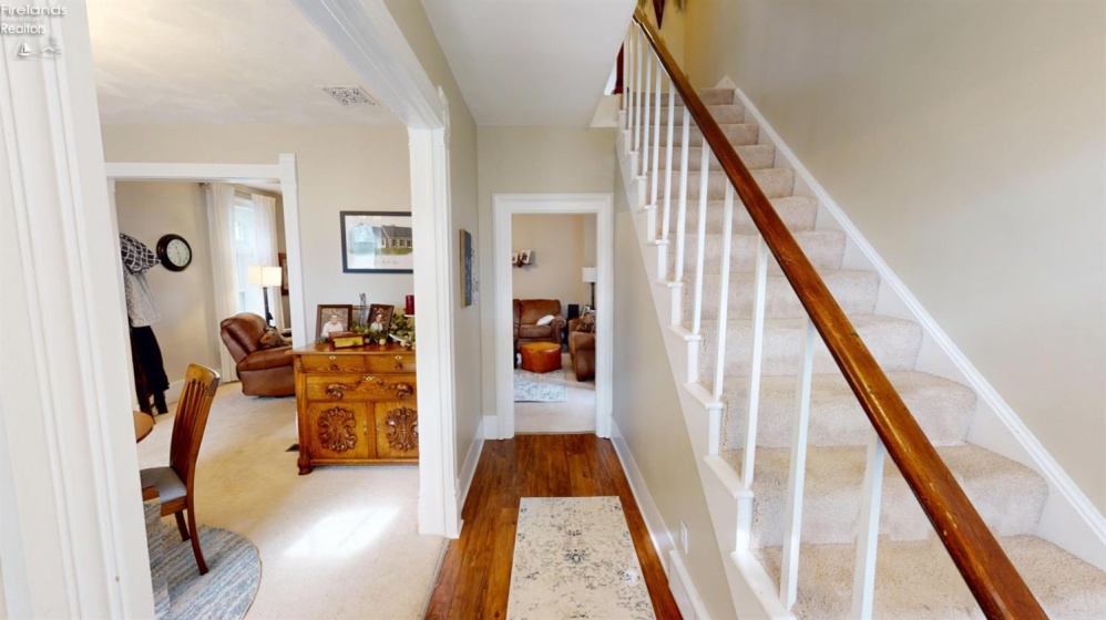 423 Clinton Street, Elmore, 43416, 2 Bedroom Bedrooms, ,2 BathroomBathrooms,Residential,For Sale,Clinton,20264145
