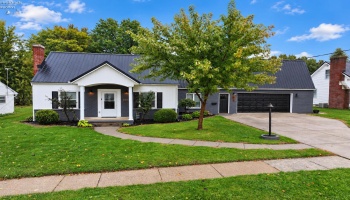160 Walnut Street, Bellevue, 44811, 4 Bedroom Bedrooms, ,3 BathroomBathrooms,Residential,For Sale,Walnut,20264206