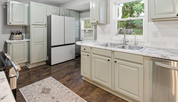 160 Walnut Street, Bellevue, 44811, 4 Bedroom Bedrooms, ,3 BathroomBathrooms,Residential,For Sale,Walnut,20264206