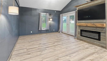160 Walnut Street, Bellevue, 44811, 4 Bedroom Bedrooms, ,3 BathroomBathrooms,Residential,For Sale,Walnut,20264206