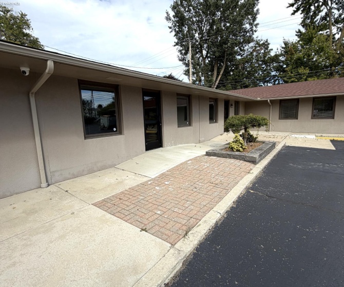 1809 Main Street, Findlay, 45840, ,Commercial For Lease,For Lease,Main,20264216