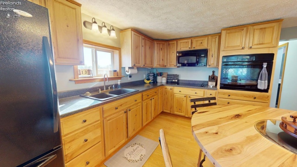 5735 SR 98, Tiro, 44887, 2 Bedroom Bedrooms, ,2 BathroomBathrooms,Residential,For Sale,SR 98,20264071