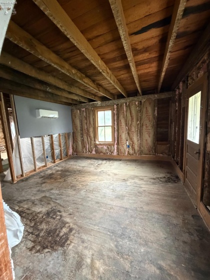 109 Broadway Street, Republic, 44867, 6 Bedroom Bedrooms, ,2 BathroomBathrooms,Residential,For Sale,Broadway,20264224