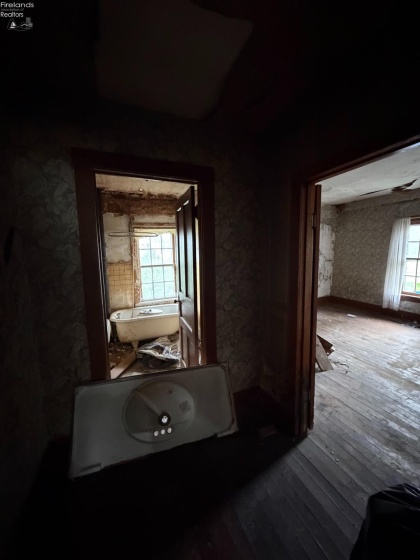 109 Broadway Street, Republic, 44867, 6 Bedroom Bedrooms, ,2 BathroomBathrooms,Residential,For Sale,Broadway,20264224