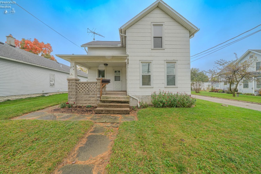 235 Locust, Oak Harbor, 43449, 3 Bedroom Bedrooms, ,1 BathroomBathrooms,Residential,For Sale,Locust,20264221