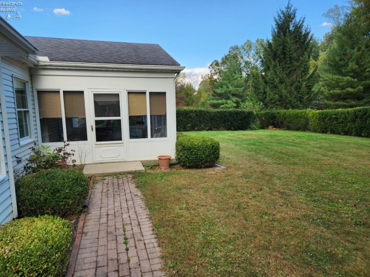 124 Stonyridge Drive, Sandusky, 44870, 3 Bedroom Bedrooms, ,3 BathroomBathrooms,Residential,For Sale,Stonyridge,20263797