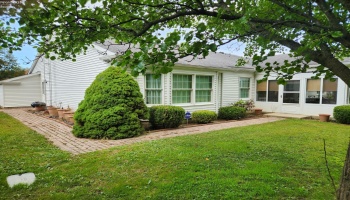 124 Stonyridge Drive, Sandusky, 44870, 3 Bedroom Bedrooms, ,3 BathroomBathrooms,Residential,For Sale,Stonyridge,20263797