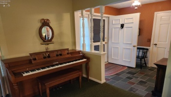 124 Stonyridge Drive, Sandusky, 44870, 3 Bedroom Bedrooms, ,3 BathroomBathrooms,Residential,For Sale,Stonyridge,20263797