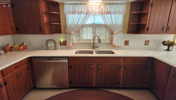 124 Stonyridge Drive, Sandusky, 44870, 3 Bedroom Bedrooms, ,3 BathroomBathrooms,Residential,For Sale,Stonyridge,20263797
