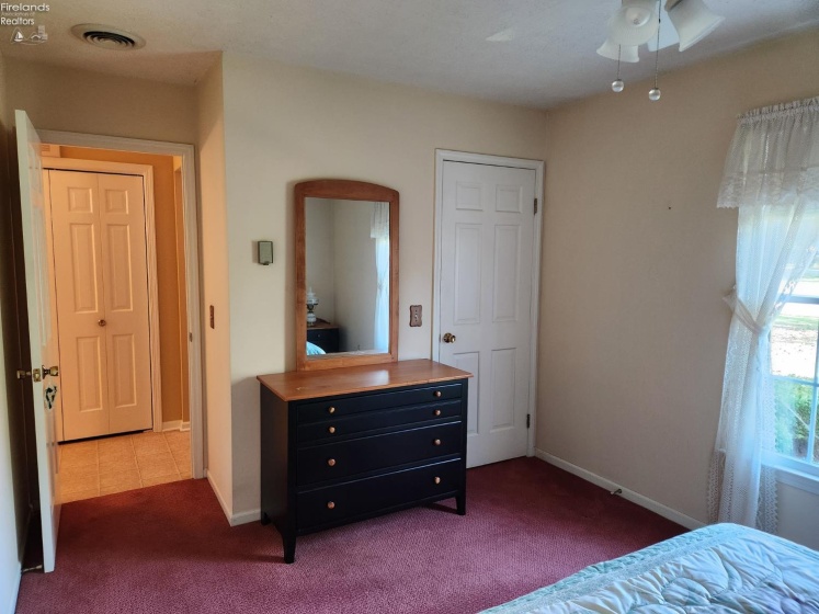 124 Stonyridge Drive, Sandusky, 44870, 3 Bedroom Bedrooms, ,3 BathroomBathrooms,Residential,For Sale,Stonyridge,20263797